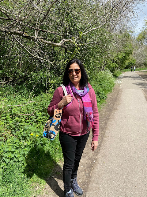Nayna with the selfie bag