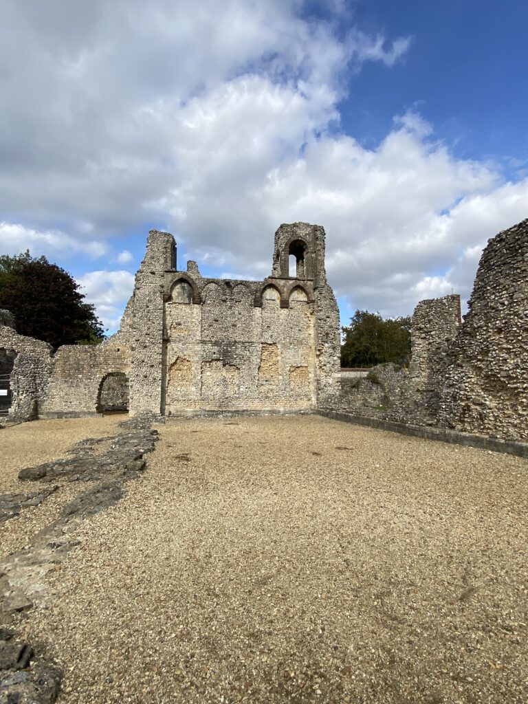 mains of ruins at Wolsey Castle
